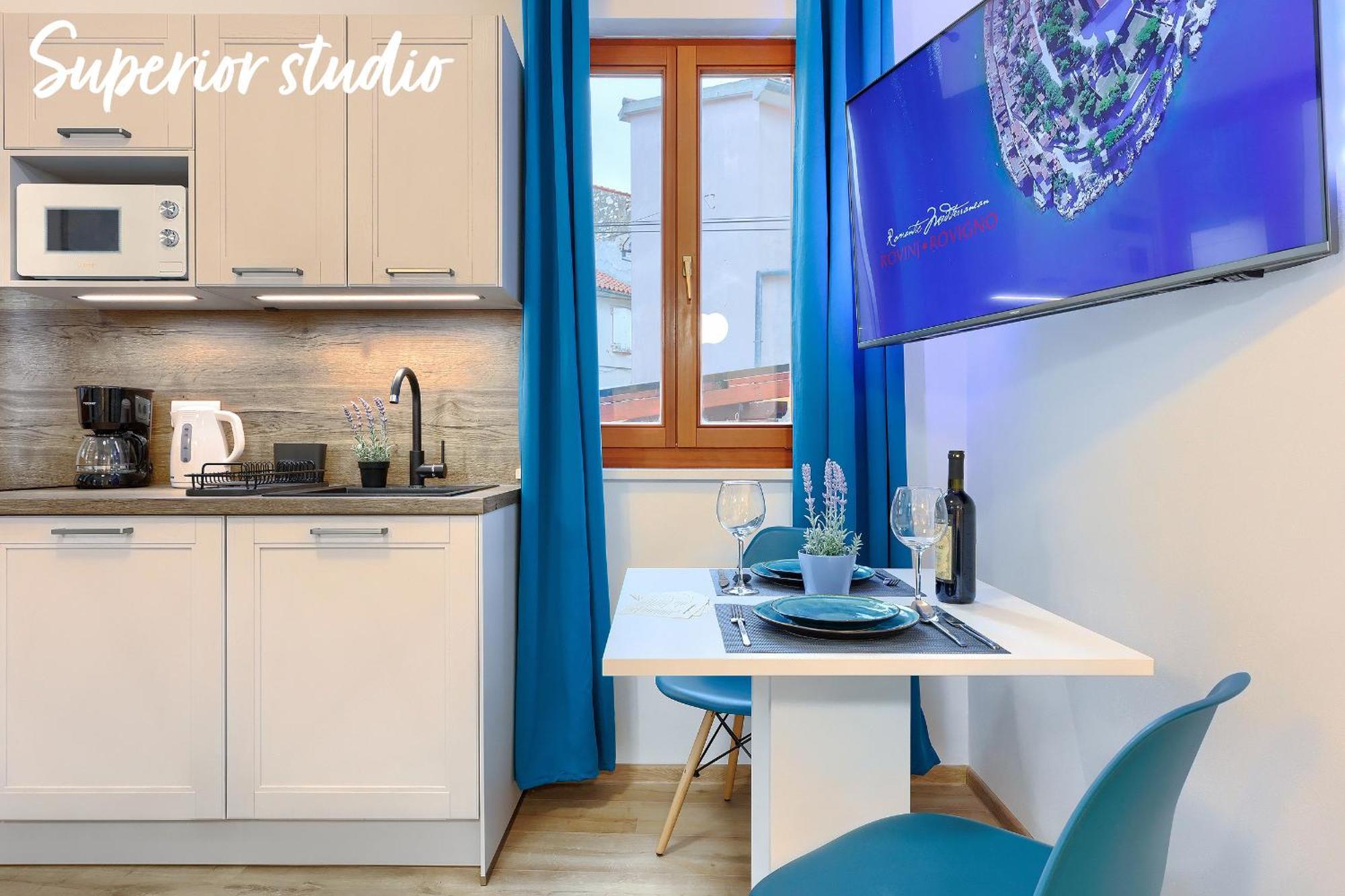 Studios Notte Sul Porto Rovinj Eksteriør bilde
