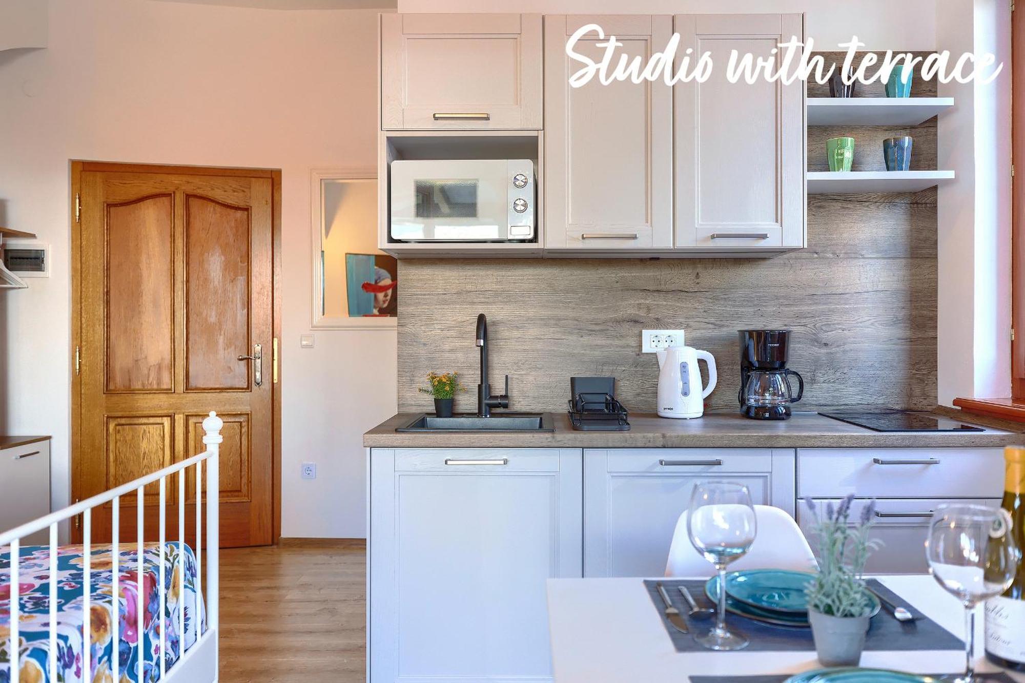 Studios Notte Sul Porto Rovinj Eksteriør bilde